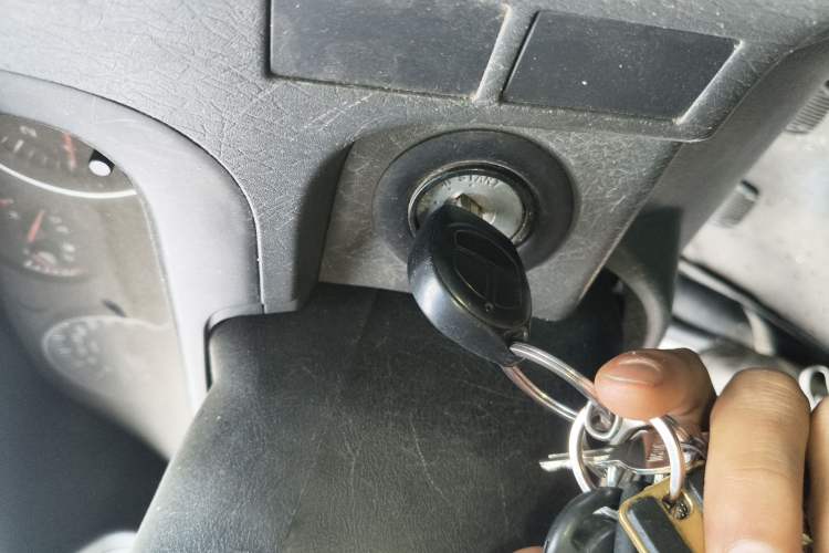 Used Jinbei Express 2018 2.0L Standard Version V19
