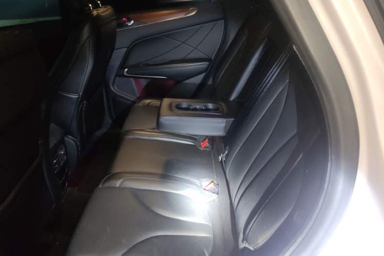 Used Lincoln MKC 2018 2.0T Four-Wheel Drive Zunya Edition Left Rear Seat