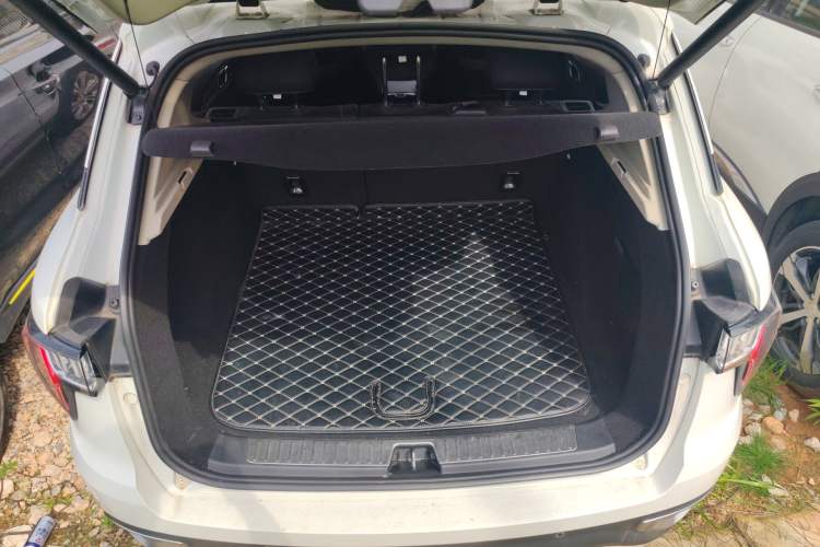 Used Lynk & Co 01 2017 2.0T Two-Wheel Drive Pro Edition
