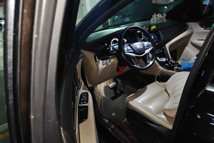 Used Cadillac XT5 2016 28T Four-Wheel Drive Tech Version
