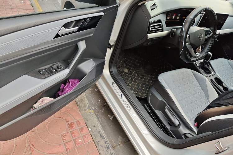 Used Volkswagen Lavida 2023 1.5L Automatic Full-Comfort Edition