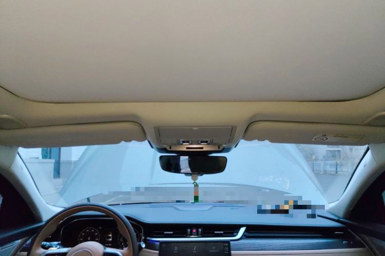 Used Jaguar XFL 2025 Model—2.0T P250, Two-Wheel Drive, Premium Luxury Edition Headliner