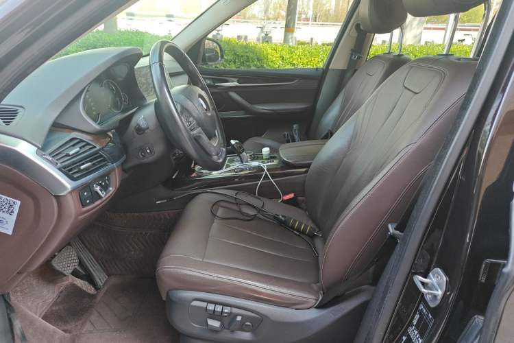 Used BMW X5 2018 xDrive28i Left Front Seat