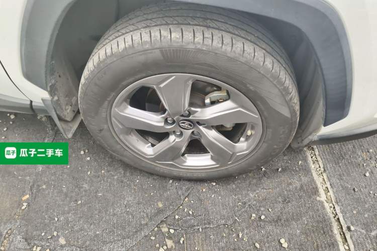 Used Toyota RAV4 2021 2.0L CVT Two-Wheel Drive Fashion Edition Right Front Wheel Hub