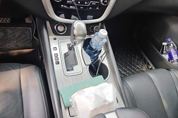 Used Nissan Murano 2017 2.5L XL Two-Wheel Drive Smart Edition Gear Lever