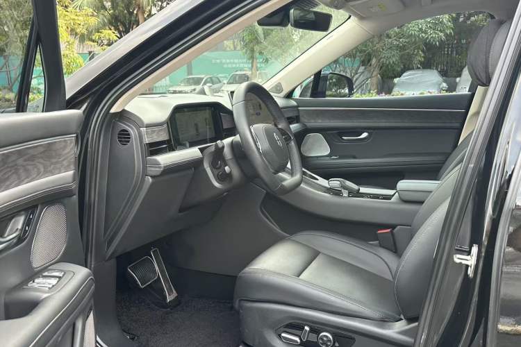 Used Hima AITO M5 2022 Extended-Range Four-Wheel Drive Ultimate Edition Left Front Seat