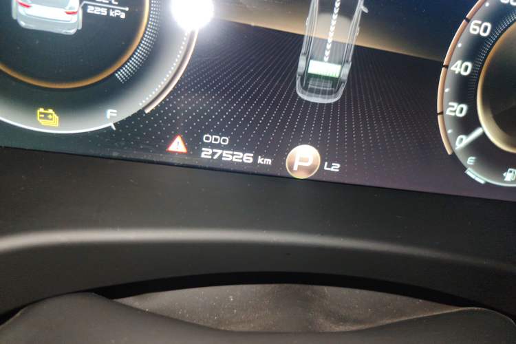 Used Geely Auto Emgrand GT New Energy 2021 1.5T ePro Enjoyment Edition Odometer Close Up