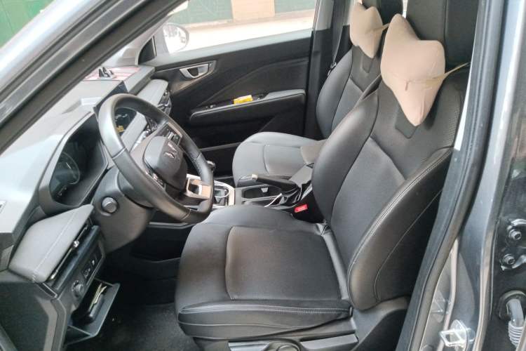 Used Wuling Alvez 2022 1.5L Manual Comfort Version