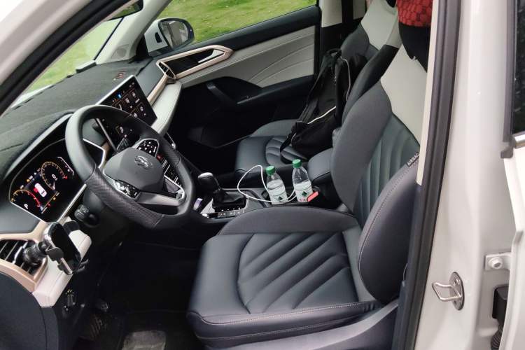 Used Volkswagen Tharu 2024 300TSI Two-Wheel-Drive Full Moon Edition Left Front Seat