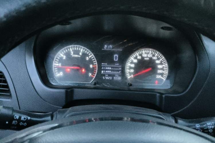 Used Foton Tunland 2018 2.4L E5 Two-Wheel Drive Elite Version 4G69S4M
