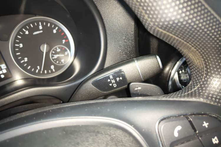 Used Mercedes-Benz Vito 2020 2.0T Elite Version 7 Seats
