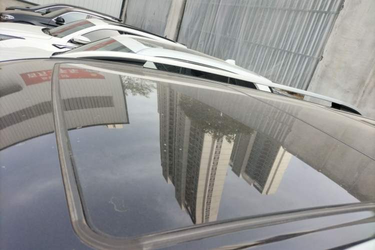 Used GAC Trumpchi GS8 2017 320T Four-Wheel Drive Luxury Smart Connectivity Version (7 Seats) Roof