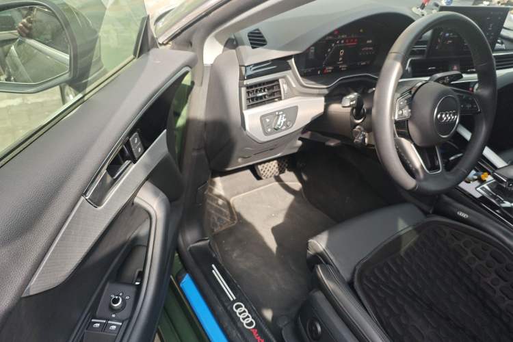 Used Audi A5 2023 Sportback 40 TFSI Fashionable and Dynamic Model Driver Seat