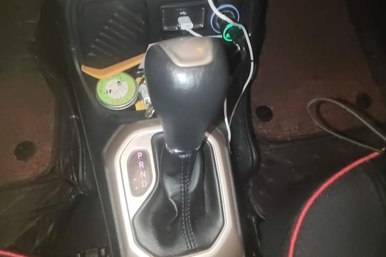 Used Jeep Renegade 2017 180T Automatic High-Energy Version Gear Lever