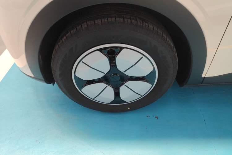 Used Geely Galaxy Geome 2026 Model 310km Youth Edition
