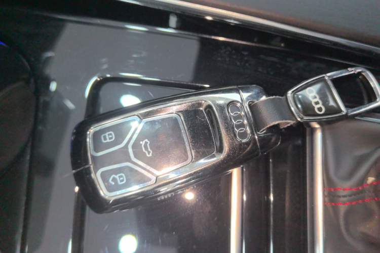 Used Audi A4L 2025 2 Million Units Enjoyment Version 40 TFSI Luxury Dynamic Edition