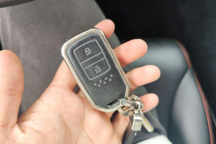 Used Honda CR-V 2015 2.0L two-wheel drive Fashion Edition Vehicle Key