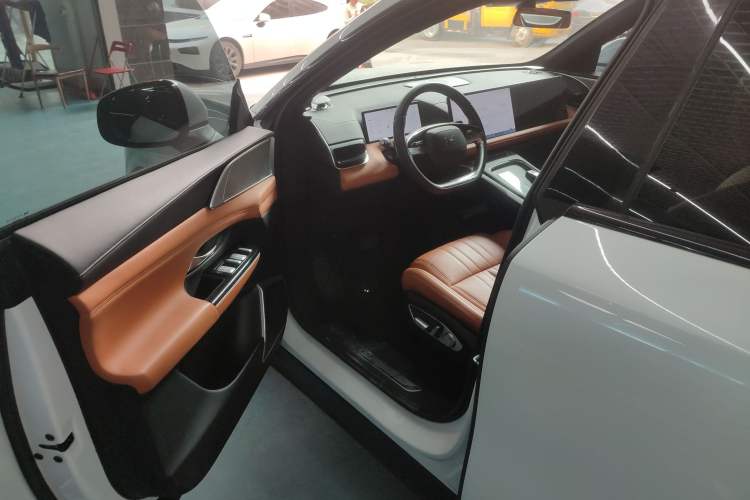 Used XPeng G9 2024 702 Pro Driver Seat