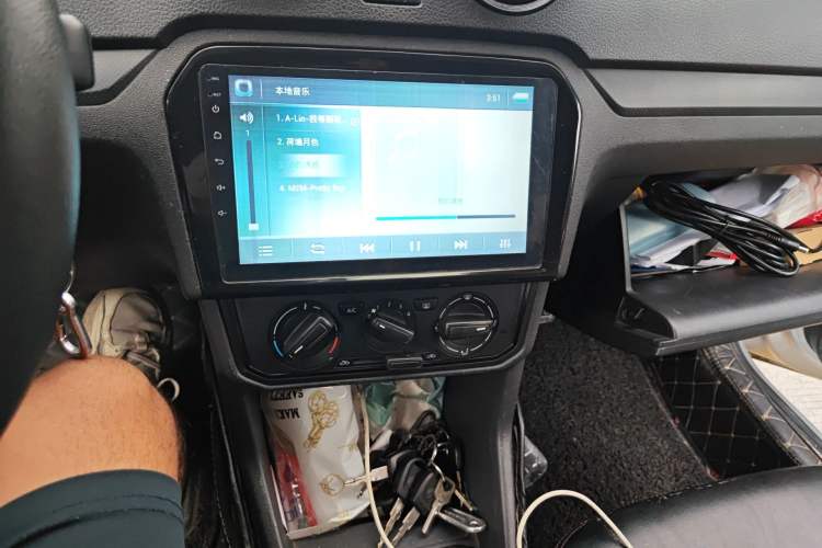 Used Volkswagen Jetta 2017 1.5L Manual Fashion Edition Audio And AC Panel