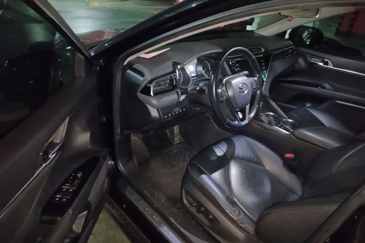 Used Toyota Camry 2018 2.5G Luxury Edition Driver Seat