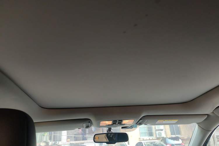 Used Toyota Highlander 2017 2.0T Two-Wheel Drive Luxury Edition 7 Seats