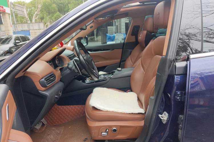 Used Maserati Levante 2021 3.0T Standard Edition Left Front Seat