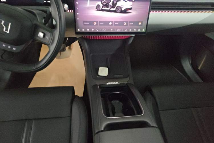 Used Zeekr 007 2024 Four-Wheel Drive Version 75 kWh Gear Lever