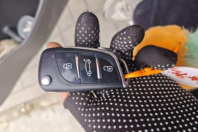 Used Chevrolet Sail 2015 Sail 3 1.3L Manual Ideal Edition Vehicle Key