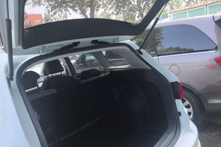 Used Jetta VS7 2022 280TSI Automatic Trend Edition Trunk