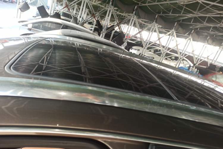 Used Buick Envision 2018 20T Two-Wheel Drive Luxury Model
