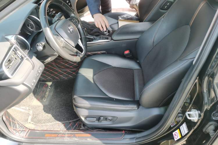 Used Toyota Camry 2018 2.5G Luxury Edition
