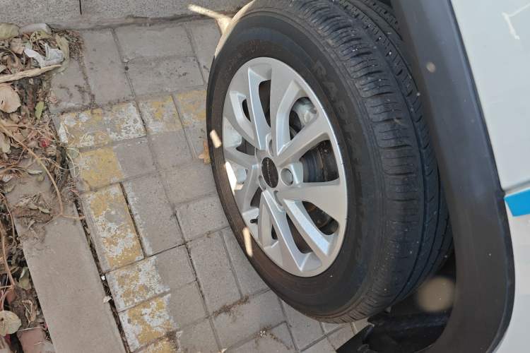 Used BAIC Beijing X3 2019 1.5L Manual Glory Edition Exterior 8