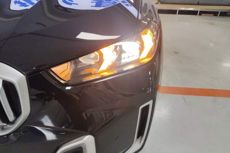 Used BMW X5 2023 xDrive 30Li Luxury M Sport Package