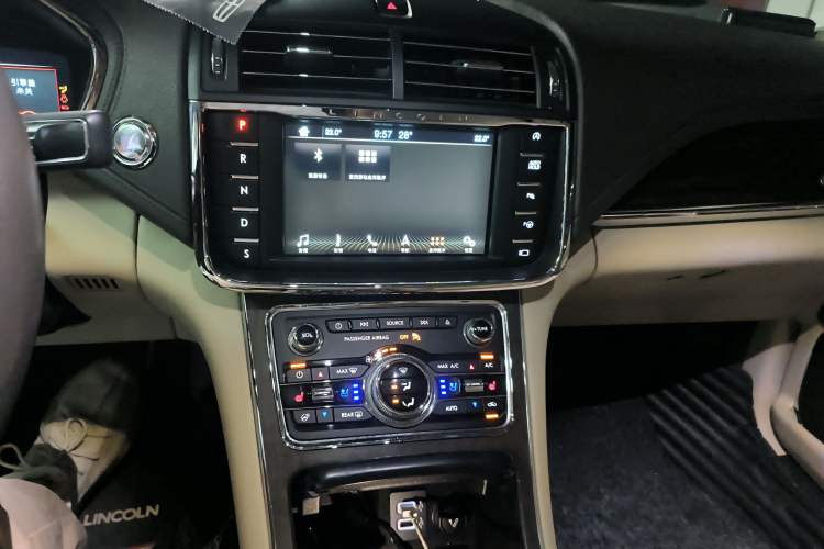 Used Lincoln Continental 2017 2.0T Two-Wheel Drive Prestige Edition
