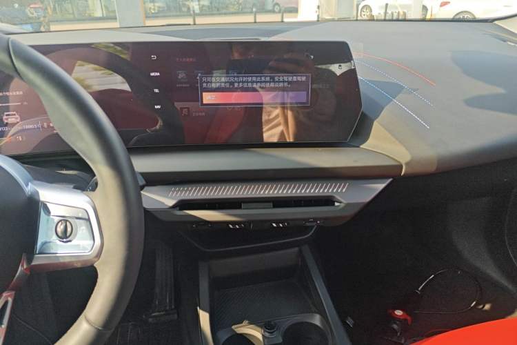 Used BMW 2 Series 2025 225L M Sport Package Audio And AC Panel