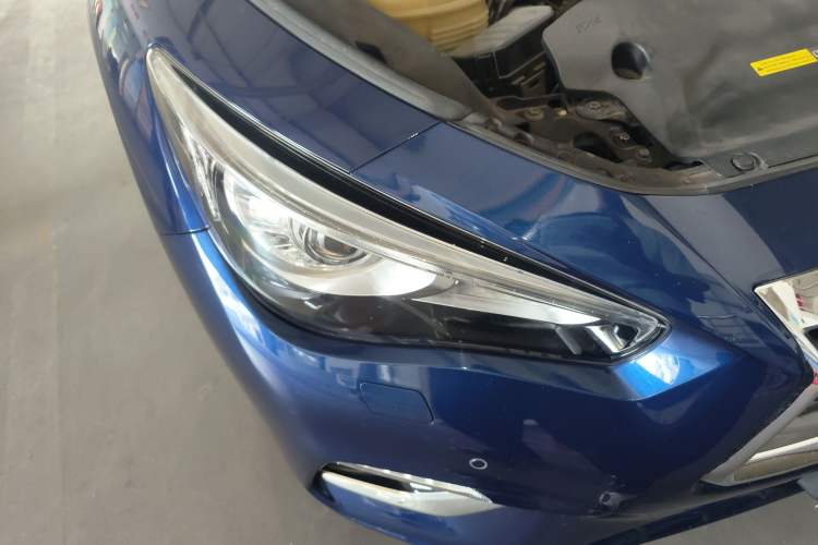 Used Infiniti Q50L 2018 2.0T Enjoyment Version China VI Standard