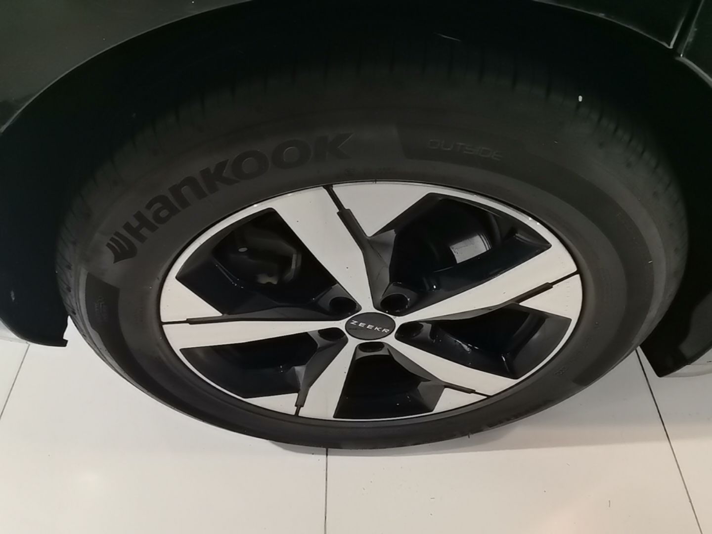 Zeekr 001 2023 WE Edition 86 kWh — снимка 11
