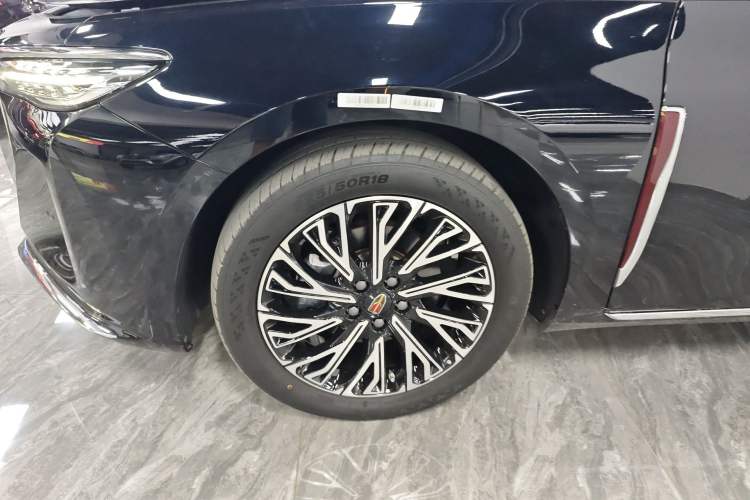 Used Hongqi H5 2024 2.0T Automatic Smart Connect Flagship Edition
