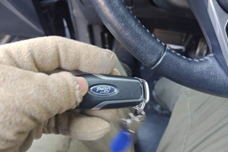 Used Ford Edge 2016 EcoBoost 245 Four-Wheel Drive Titanium 7-Seater
