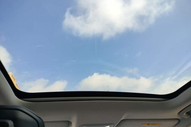 Used Changan UNI-V iDD 2023 ZhiDian iDD 1.5T 113km ZhiKu Model