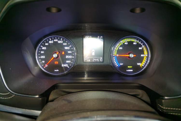 Used Roewe RX5 New Energy 2017 ERX5 EV400 Electric Internet Luxury Edition Instrument Cluster