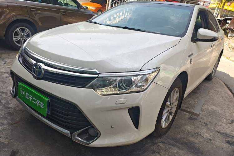 Used Toyota Camry 2016 Dual-Engine 2.5 HG 10th Anniversary Deluxe Navigation Edition