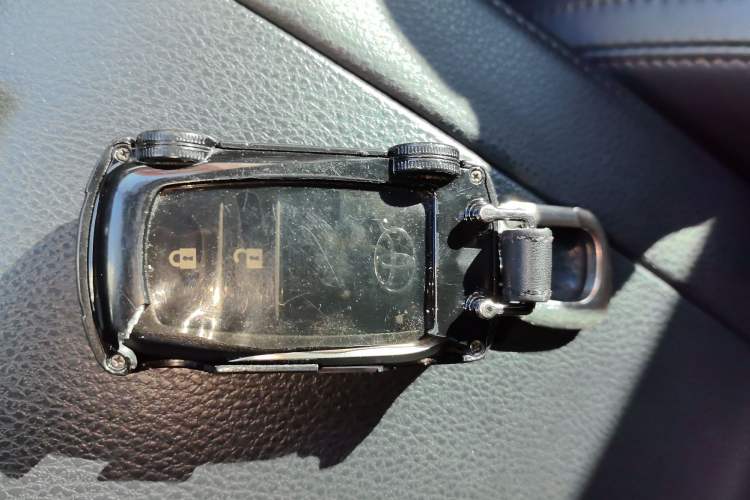 Used Toyota Highlander 2021 2.0T Two-Wheel Drive Luxury Edition 7 Seats