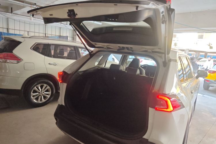 Used Toyota Wildlander 2023 2.0L CVT Four-Wheel Drive Luxury PLUS Edition