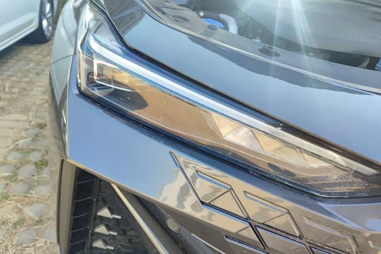 Used CHANGAN UNI-V 2022 1.5T Prestige Version
