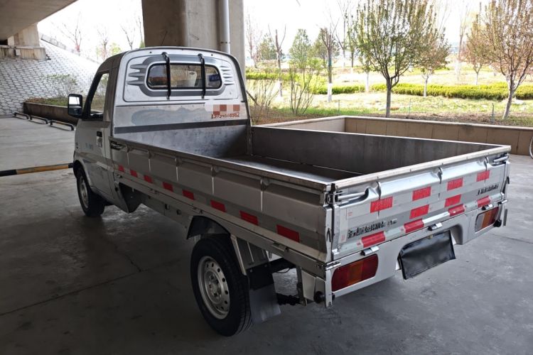 Used Wuling Rongguang Small Truck 2020 1.5L Base Version China VI Standard Single-Row L3C Exterior 2