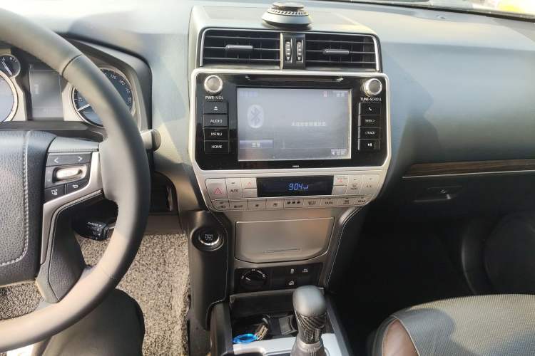 Used Toyota Prado 2019 3.5L Automatic TX-L Deluxe Edition with Rear-Mounted Spare Tire
