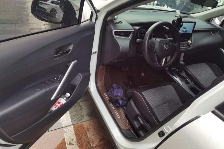 Used Toyota FRONTLANDER 2023 2.0L CVT Elite Edition Driver Seat