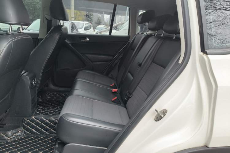 Used Volkswagen Tiguan L 2017 300TSI Automatic Two-Wheel Drive Silk Road Luxury Edition