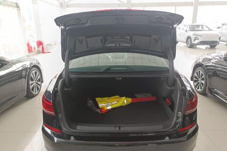 Used Volkswagen Passat New Energy 2025 430 PHEV Hybrid Business Edition
